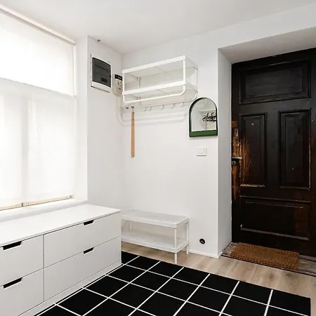 Apartment Cozy With Free Parking In The Centre Tallinn