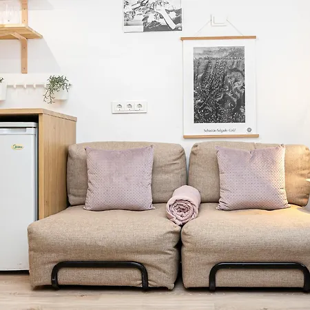 Cozy With Free Parking In The Centre